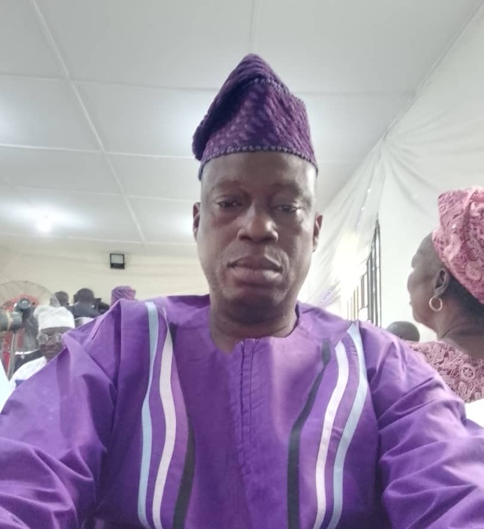 Photo of Chief Olapade Adesina Folorunso